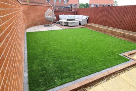 Cut-Artificial Grass Back Gardem